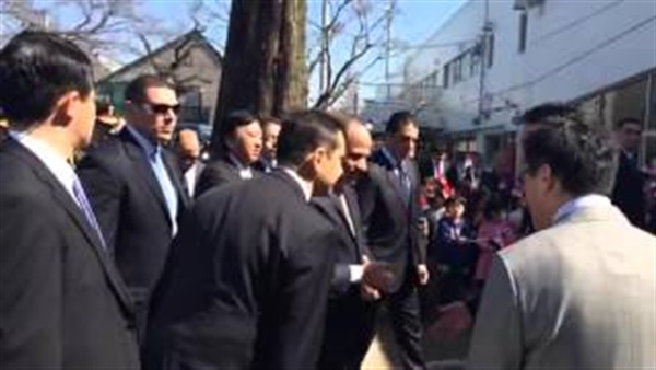 بالفيديو..الأطفال يرفعون علم مصر بمدرسة ميامي بطوكيو