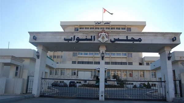 الأمن يستبعد مرافقي ومندوبي النواب من البهو الفرعوني الأمن يستبعد مرافقي ومندوبي النواب من البهو الفرعوني