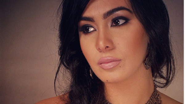 التقرير الطبي لـ«مريهان» يثبت وجود سحجات بالعضو التناسلي.. محامي النقابة: الضابط لمس أعضاء حساسة بجسد موكلتي.. و«نقيب الفنانين»: الضابط سكب البول عليها داخل القسم وحاول تهييج مساجيين الترحيل التقرير الطبي لـ«مريهان» يثبت وجود سحجات بالعضو التناسلي.. محامي النقابة: الضابط لمس أعضاء حساسة بجسد موكلتي.. و«نقيب الفنانين»: الضابط سكب البول عليها داخل القسم وحاول تهييج مساجيين الترحيل