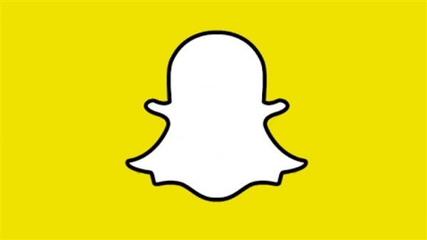 «سناب شات» ينافس «فيس بوك» بـ8 مليارات مشاهدة فيديو يوميا «سناب شات» ينافس «فيس بوك» بـ8 مليارات مشاهدة فيديو يوميا
