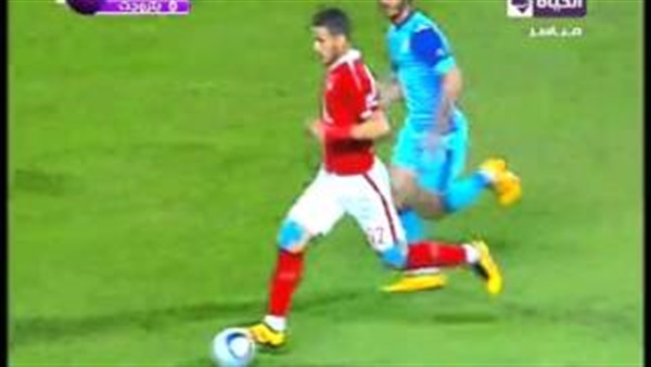 الأهلي يتعادل «سلبياً» أمام بتروجت في الشوط الأول الأهلي يتعادل «سلبياً» أمام بتروجت في الشوط الأول
