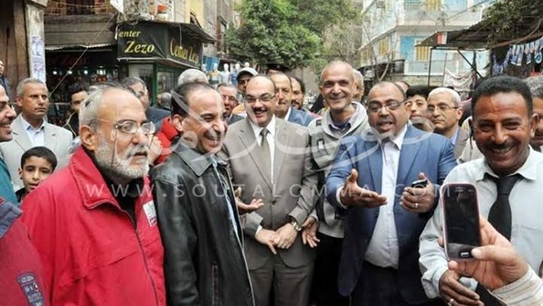 محافظ القليوبية يحل مشكلة الصرف الصحي لأهالي عزبة عثمان 