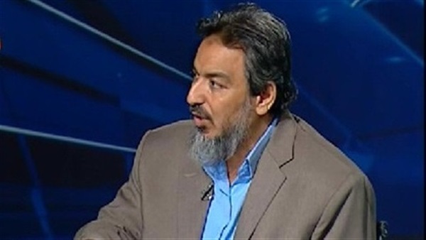 «أبو سمرة» من داخل محبسه: «إضراب الإخوان عن الطعام فشنك» «أبو سمرة» من داخل محبسه: «إضراب الإخوان عن الطعام فشنك»