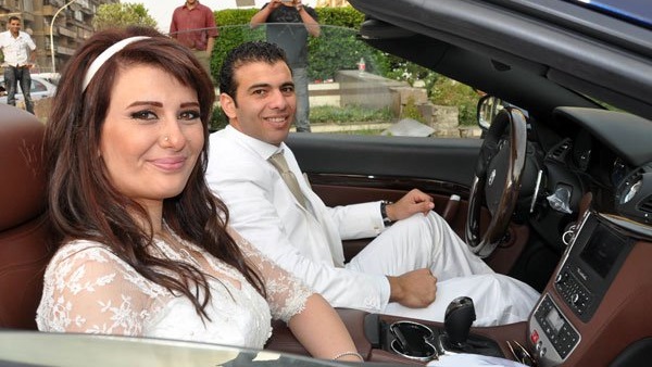 بالفيديو.. عماد متعب: زوجتي نقطة ضعفي وأقرب شخص لي بالفيديو.. عماد متعب: زوجتي نقطة ضعفي وأقرب شخص لي