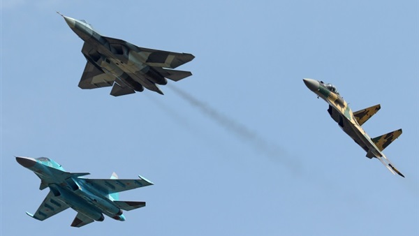 واشنطن: مقاتلات روسية اعترضت  طائرات أمريكية بأجواء سوريا 