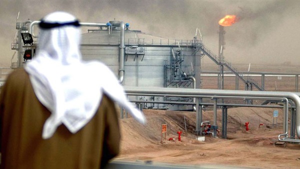 «انخفاض سعر البترول».. يجبر السعودية علي الاستدانة لاستكمال حرب «اليمن وسوريا».. وخبراء يؤكدون المبلغ أكثر من الـ10 مليارات المعلنه.. وتجنب الحرب السبيل الوحيد للخروج من الأزمة «انخفاض سعر البترول».. يجبر السعودية علي الاستدانة لاستكمال حرب «اليمن وسوريا».. وخبراء يؤكدون المبلغ أكثر من الـ10 مليارات المعلنه.. وتجنب الحرب السبيل الوحيد للخروج من الأزمة