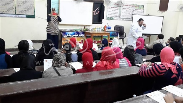 بالصور.. محافظ بورسعيد يطلق مشروع مدرسة بدون دروس خصوصية بالصور.. محافظ بورسعيد يطلق مشروع مدرسة بدون دروس خصوصية