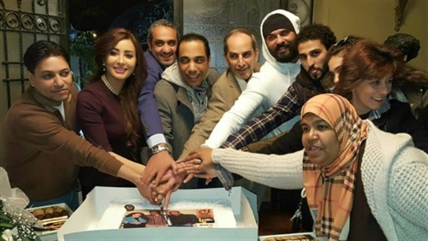 فريق عمل «كلمة سر» ينفي شائعة طلب وجوها جديدة فريق عمل «كلمة سر» ينفي شائعة طلب وجوها جديدة