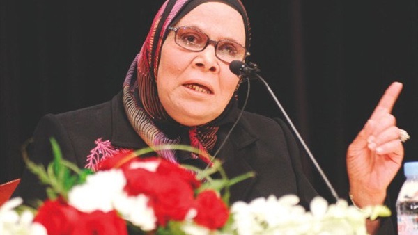 بالفيديو.. أزهري لـ«آمنة نصير»: امنعي العري بدلًا من النقاب بالفيديو.. أزهري لـ«آمنة نصير»: امنعي العري بدلًا من النقاب