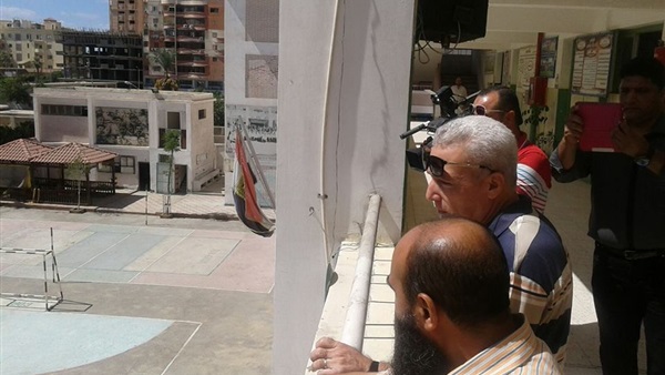 بالصور..محافظ بورسعيد يتابع استعدادات المدارس لبدء العام الدراسي بالصور..محافظ بورسعيد يتابع استعدادات المدارس لبدء العام الدراسي