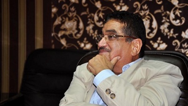 وفاة المؤرخ السويسي حسين العشي عقب صراع مع المرض