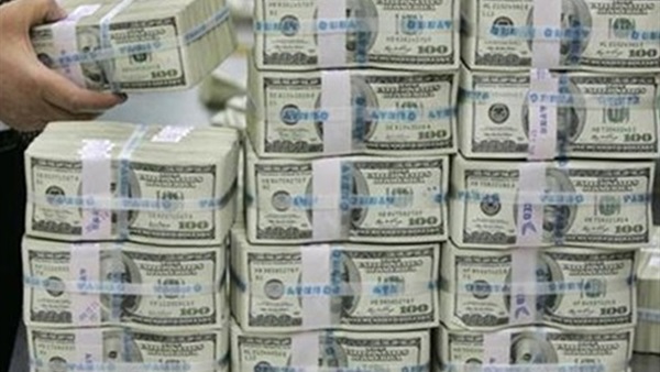 مصرفيون : نستعد لاطلاق آليات جديدة للسيطرة على الدولار