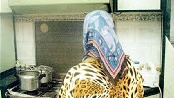 سقوط خادمة "سودانية" سرقت  لاب توب و 5 هواتف محمولة 