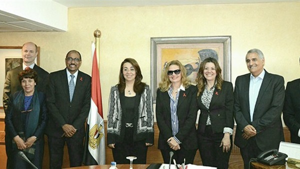 والي تناقش مع وفد من الأمم المتحدة التعاون للوقاية من الإيدز والي تناقش مع وفد من الأمم المتحدة التعاون للوقاية من الإيدز