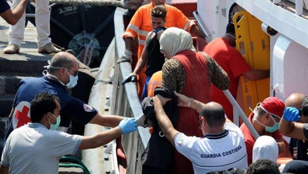 عمدة مدينة فرنسية: سنؤجر عبارات لنقل المهاجرين إلى بريطانيا عمدة مدينة فرنسية: سنؤجر عبارات لنقل المهاجرين إلى بريطانيا