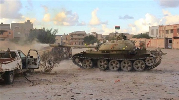 مقتل وإصابة نحو 37 شخصا في هجوم انتحاري على مجمع قضائي غرب باكستان مقتل وإصابة نحو 37 شخصا في هجوم انتحاري على مجمع قضائي غرب باكستان