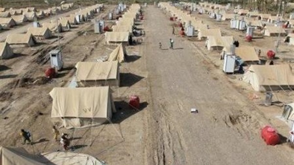نيابة الخانكة تعاين مخيمات الإيواء المحترقة وتشكل لجنة لحصر الخسائر