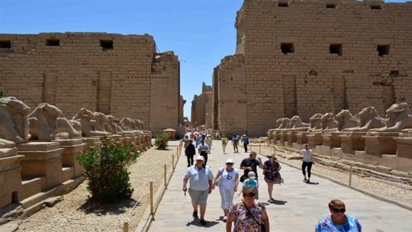 4105 زائر للمناطق الأثرية بالأقصر خلال 3 أيام 4105 زائر للمناطق الأثرية بالأقصر خلال 3 أيام