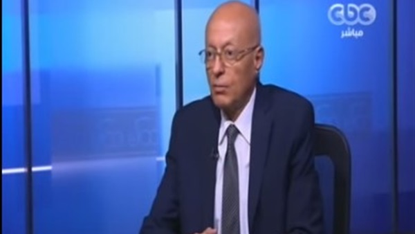 بالفيديو..سيف اليزل: «في حب مصر» ليس لديها برنامج انتخابي 