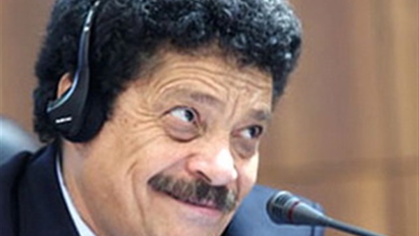 بالفيديو.. الكاف يصطدم بالأندية المصرية بسبب الجماهير بالفيديو.. الكاف يصطدم بالأندية المصرية بسبب الجماهير