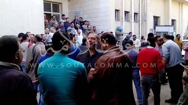 بالصور.. وقفة احتجاجية لموظفي المصرية للاتصالات بالغربية بالصور.. وقفة احتجاجية لموظفي المصرية للاتصالات بالغربية