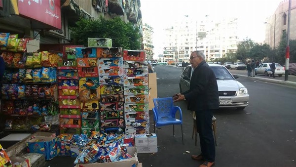 بالصور.. رئيس مدينة بورفؤاد يحذر أصحاب المحلات من المخالفات بالصور.. رئيس مدينة بورفؤاد يحذر أصحاب المحلات من المخالفات