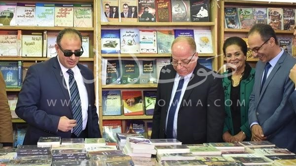 بالصور..وزير الثقافة ومحافظ البحيرة يفتتحان معرض دمنهورالأول للكتاب بالصور..وزير الثقافة ومحافظ البحيرة يفتتحان معرض دمنهورالأول للكتاب