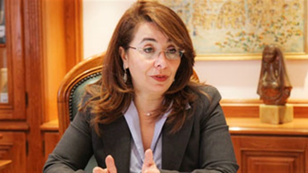«غادة والي»: ندرس تجارب حل مشكلة «التاكسي الأبيض» «غادة والي»: ندرس تجارب حل مشكلة «التاكسي الأبيض»