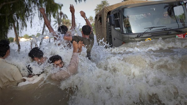 مصرع 11 شخصًا جراء هطول الأمطار الغزيرة في باكستان مصرع 11 شخصًا جراء هطول الأمطار الغزيرة في باكستان