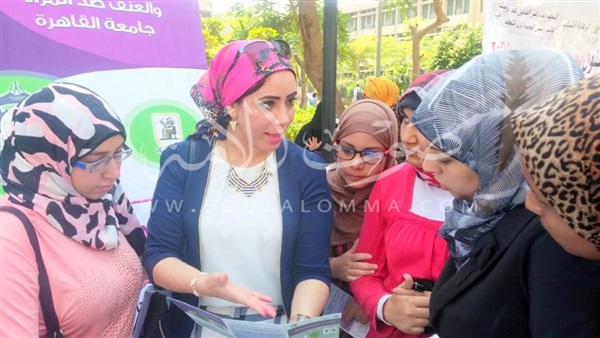 بالصور.. جامعة القاهرة تنظم فاعليات طلابية بمناسبة يوم المرأة المصرية
