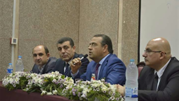 بالصور..رئيس جامعة المنصورة يشارك بحفل استقبال الطلاب الجدد بالصور..رئيس جامعة المنصورة يشارك بحفل استقبال الطلاب الجدد
