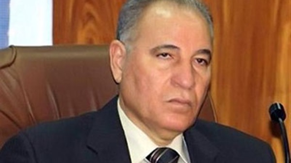 ضغوط حكومية على «الزند» للاعتذار عن اساءته للرسول ضغوط حكومية على «الزند» للاعتذار عن اساءته للرسول