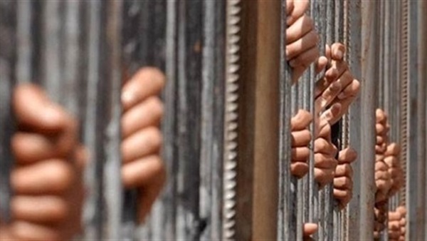 ضبط تشكيل عصابى تخصص فى النصب على راغبى الإتجار بالاثار بالبحيرة ضبط تشكيل عصابى تخصص فى النصب على راغبى الإتجار بالاثار بالبحيرة