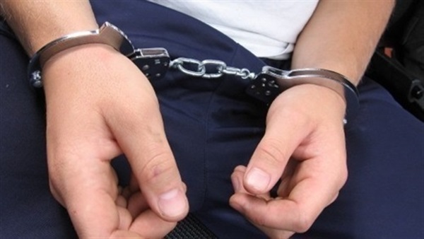 تجديد حبس عاطلين انتحلا صفة رجال شرطة لسرقة المواطنين بعابدين تجديد حبس عاطلين انتحلا صفة رجال شرطة لسرقة المواطنين بعابدين