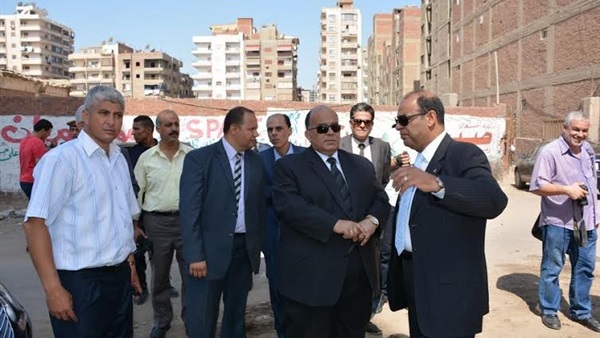 بالصور..محافظ الدقهلية يوقف رخصة بناء لعقار لوجود اشغالات في الطريق العام بالصور..محافظ الدقهلية يوقف رخصة بناء لعقار لوجود اشغالات في الطريق العام