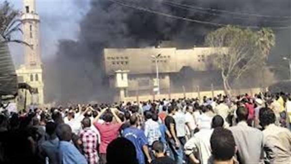 دفاع متهم بـ"حرق كنيسة كرداسة": الشهود "طوق النجاة" لموكلي دفاع متهم بـ"حرق كنيسة كرداسة": الشهود "طوق النجاة" لموكلي