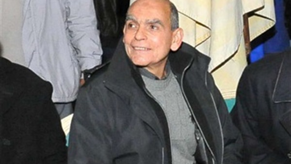زاهر يخاطر ببعثة الأهلي فى انجولا