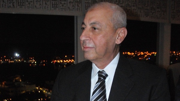 محافظ أسوان يعلن عن حركة تغييرات محدودة بالمحليات محافظ أسوان يعلن عن حركة تغييرات محدودة بالمحليات