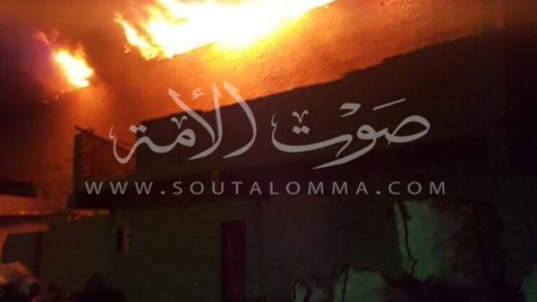 بالصور.. حريق 3 مصانع بشبرا بالصور.. حريق 3 مصانع بشبرا