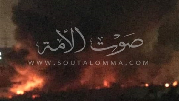 عاجل.. قوات الحماية المدنية تحاول السيطرة علي حريق شبرا عاجل.. قوات الحماية المدنية تحاول السيطرة علي حريق شبرا
