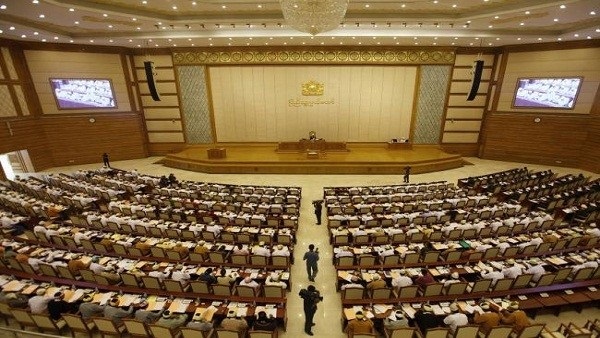 اختيار رئيس جديد لميانمار غدا اختيار رئيس جديد لميانمار غدا