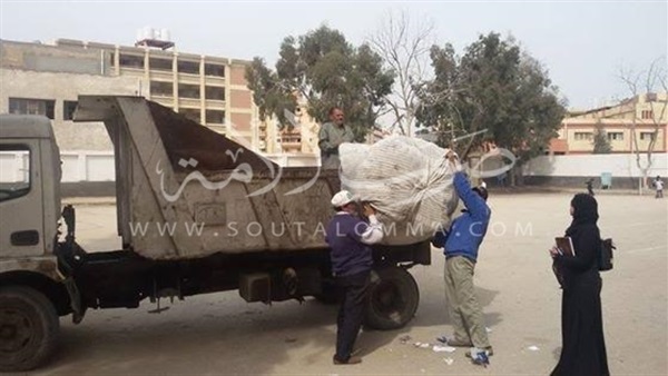 بالصور.. حملة للنظافة بمحيط مدرسه«التوكيلات الملاحية» ببورسعيد بالصور.. حملة للنظافة بمحيط مدرسه«التوكيلات الملاحية» ببورسعيد
