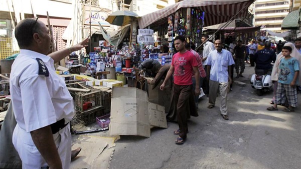 محافظ سوهاج يعلن انشاء سوق حضاري للباعة الجائلين بأخميم قريبا 