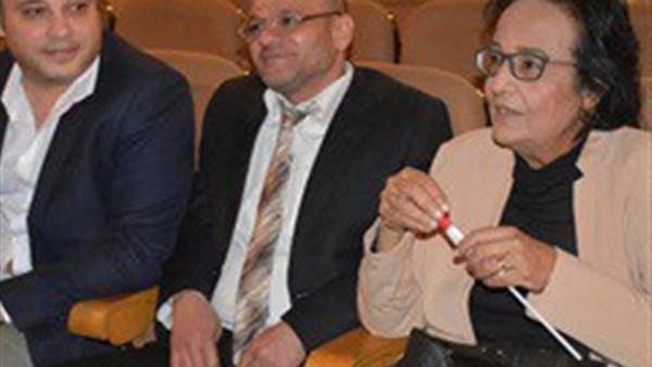إنطلاق احتفالية «تكريم أمهات وشهداء مصر» بمسرح الجمهورية إنطلاق احتفالية «تكريم أمهات وشهداء مصر» بمسرح الجمهورية