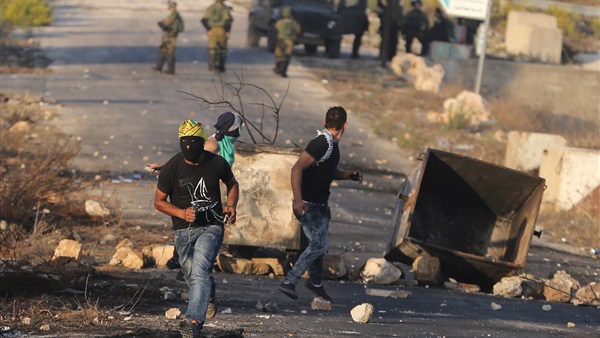 اسرائيل تحول القدس إلى ثكنة عسكرية ..والفلسطينيون يهددون بالتصعيد 