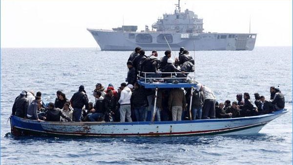 «خفر السواحل الإيطالية»: إنقاذ أكثر من 1800 مهاجر 