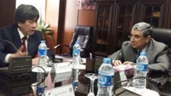 «شاكر» يستقبل وفد ياباني لدراسة إنشاء محطة لتوليد كهرباء «شاكر» يستقبل وفد ياباني لدراسة إنشاء محطة لتوليد كهرباء