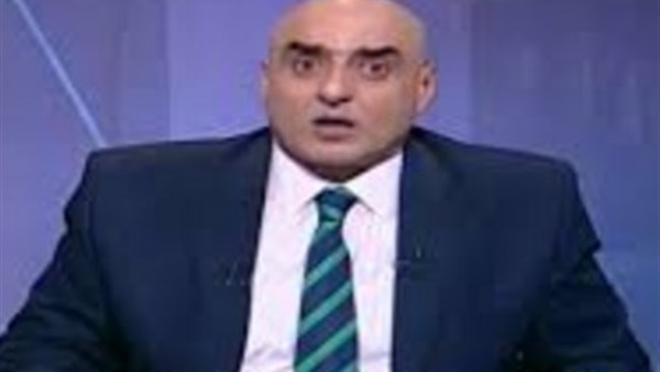بالفيديو.. رد فعل عزمي مجاهد بعد سبه بلفظ خارج على الهواء بالفيديو.. رد فعل عزمي مجاهد بعد سبه بلفظ خارج على الهواء
