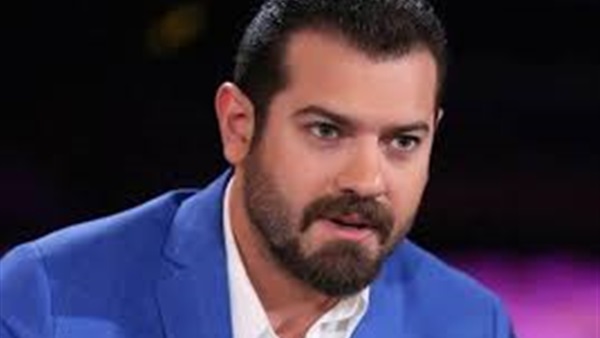 عمرو يوسف: «من غير أمي أنا ولا حاجة» عمرو يوسف: «من غير أمي أنا ولا حاجة»