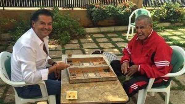 وفاة والد «راغب علامة» بعد صراع طويل مع المرض وفاة والد «راغب علامة» بعد صراع طويل مع المرض